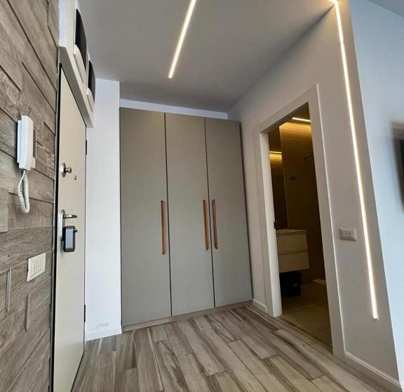 1階の1ベッドルームアパートメント, Blitz Studio Bel Air Apartments Luxury And More