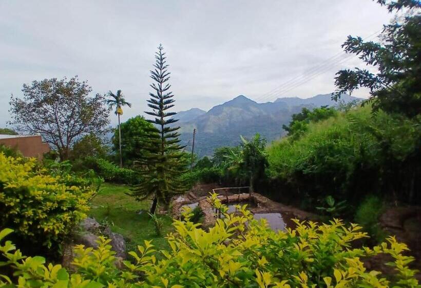 غرفة عائلية مطلّة علي الجبل, Awesome Place