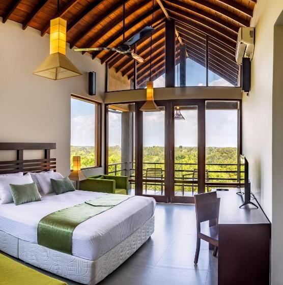 디럭스 룸, Rock Wild Yala