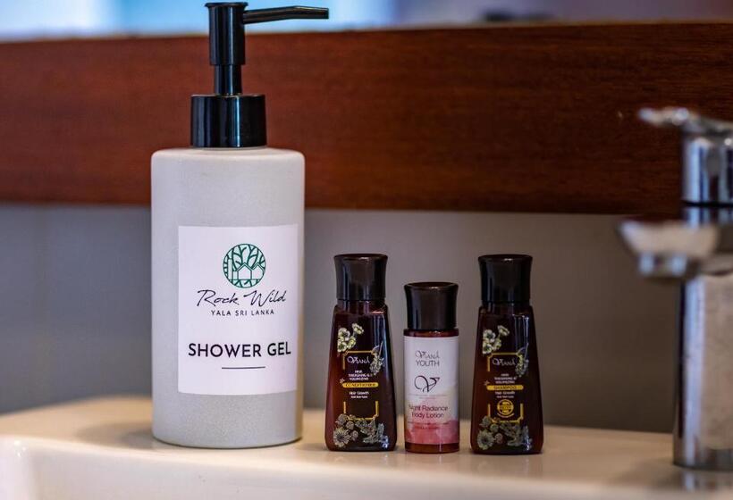 디럭스 트리플 룸, Rock Wild Yala