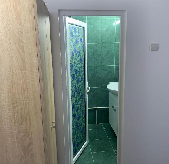 Habitació Triple Estàndard, Casa Laurentiu