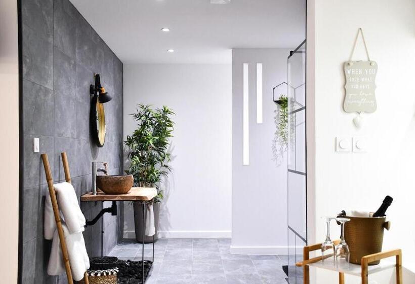 דירת חדר, Les Nuits D Olympe   Suite & Spa Privatif