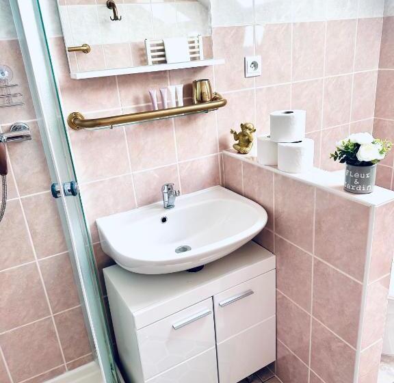 Трехместный Номер Стандарт с Балконом, Penzión Bach