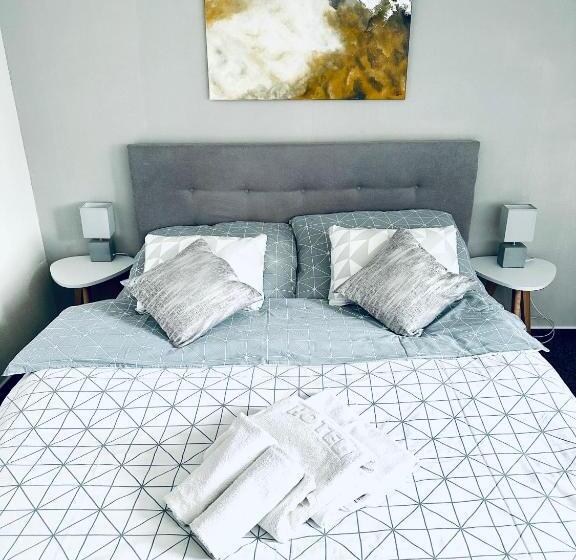 Семейный Номер, Penzión Bach