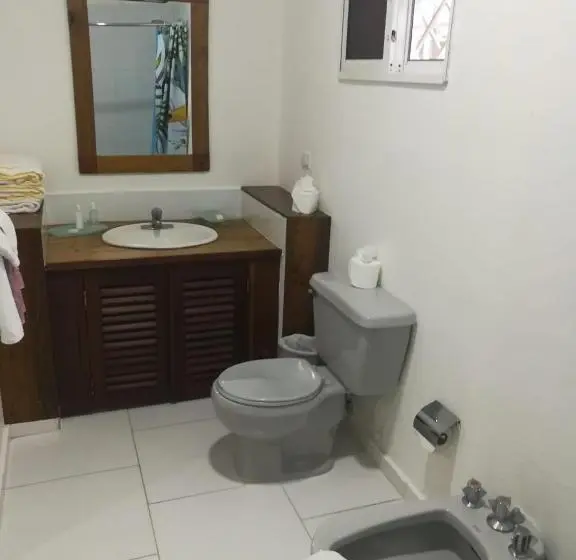 Economy Triple Room, Villa Carolina Bed And Breakfast