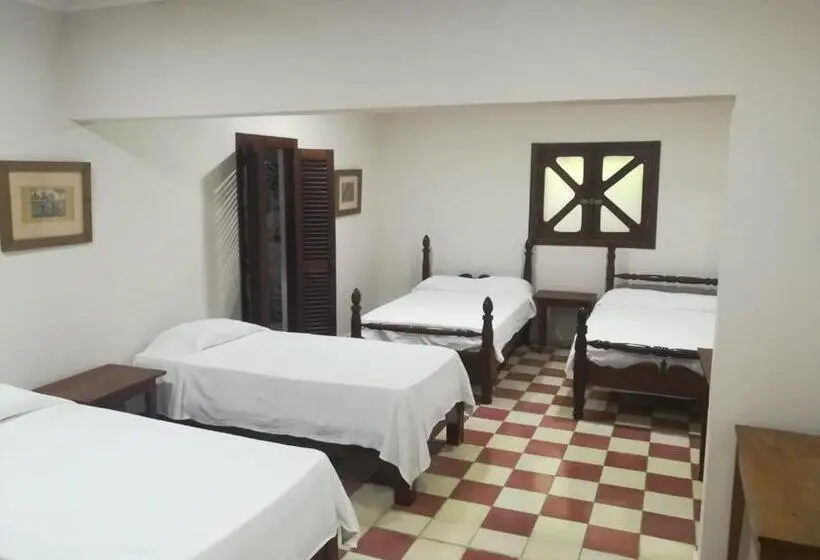 اتاق خانوادگی, Villa Carolina Bed And Breakfast