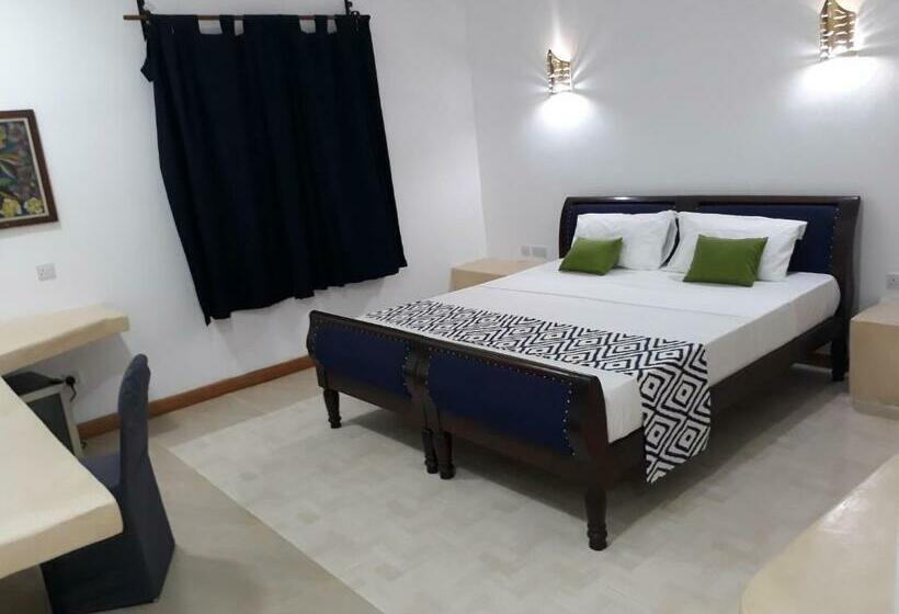 اتاق لوکس, 27 Cafe Zanzibar Airport