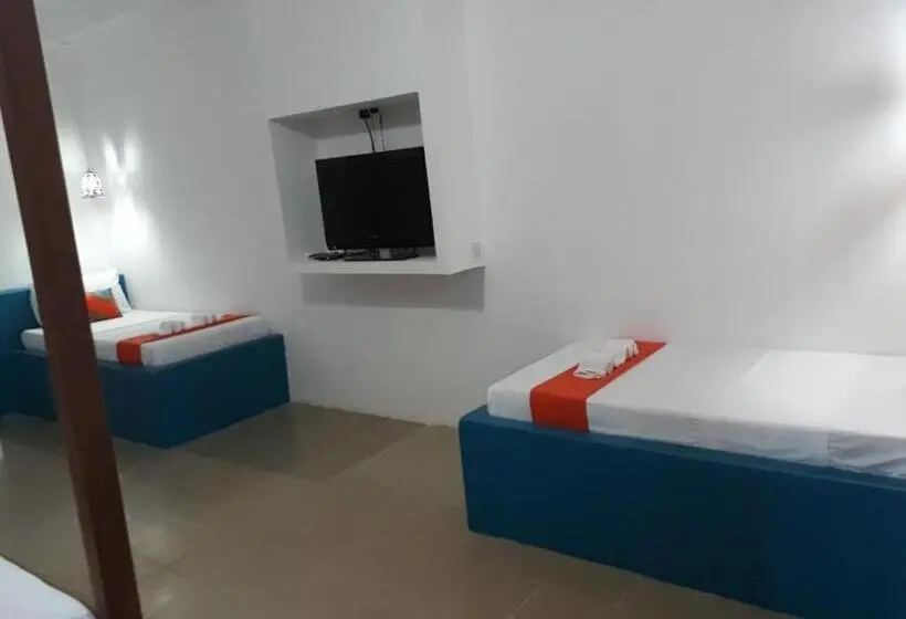 اتاق لوکس چهار تخته, 27 Cafe Zanzibar Airport