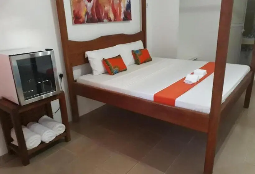 اتاق لوکس چهار تخته, 27 Cafe Zanzibar Airport