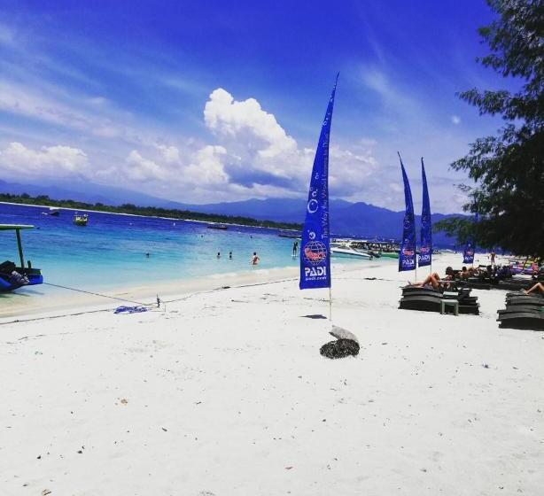 بانگلوی لوکس, Gili Turtle Beach Resort