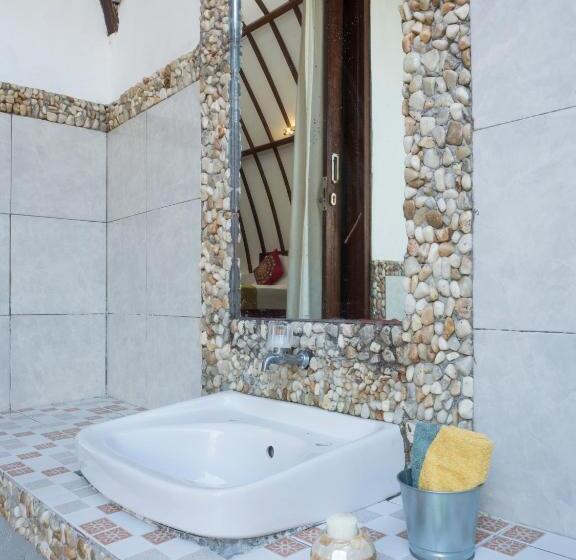 Бунгало Deluxe, Gili Turtle Beach Resort