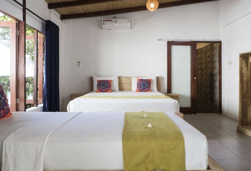 Бунгало Deluxe, Gili Turtle Beach Resort
