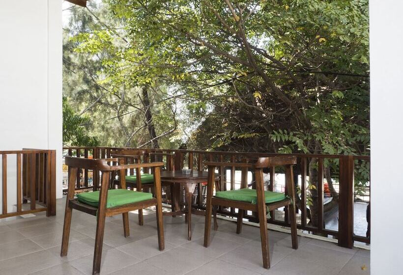 بنجلو ديلوكس, Gili Turtle Beach Resort