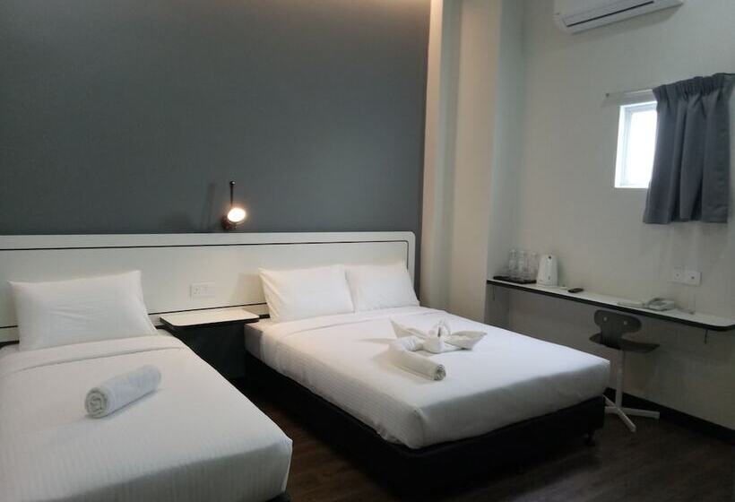 غرفة ديلوكس ثلاثية, Nuevo Boutique Hotel, Kota Kemuning, Shah Alam