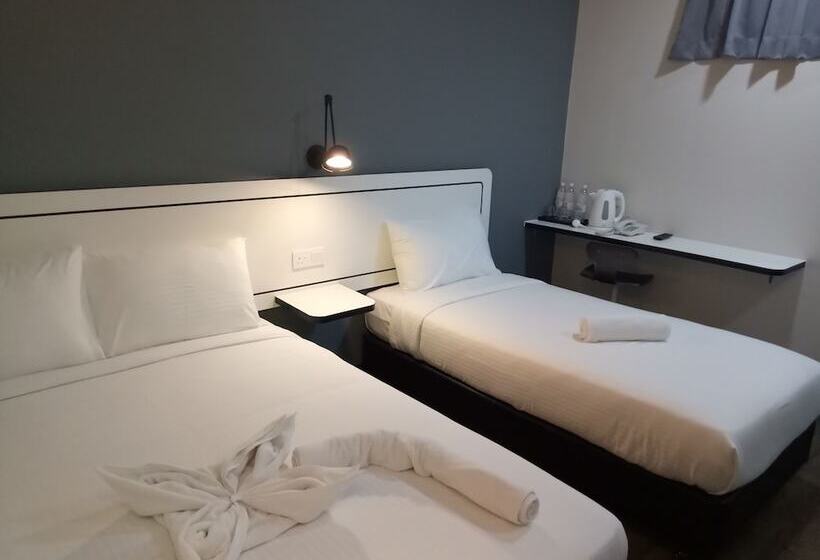 Трехместный Номер Deluxe, Nuevo Boutique Hotel, Kota Kemuning, Shah Alam