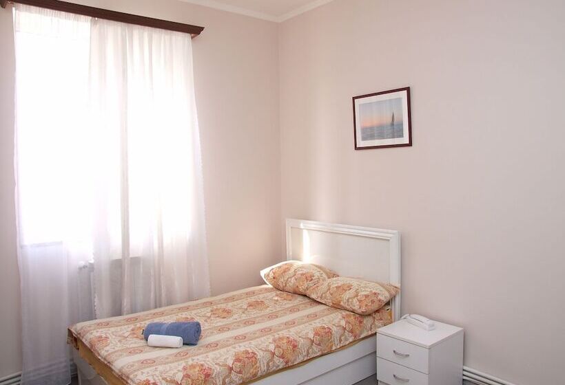 标准单人间, Vayk Hotel And Tourism Center