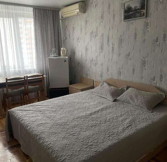 اتاق استاندارد, Zarea