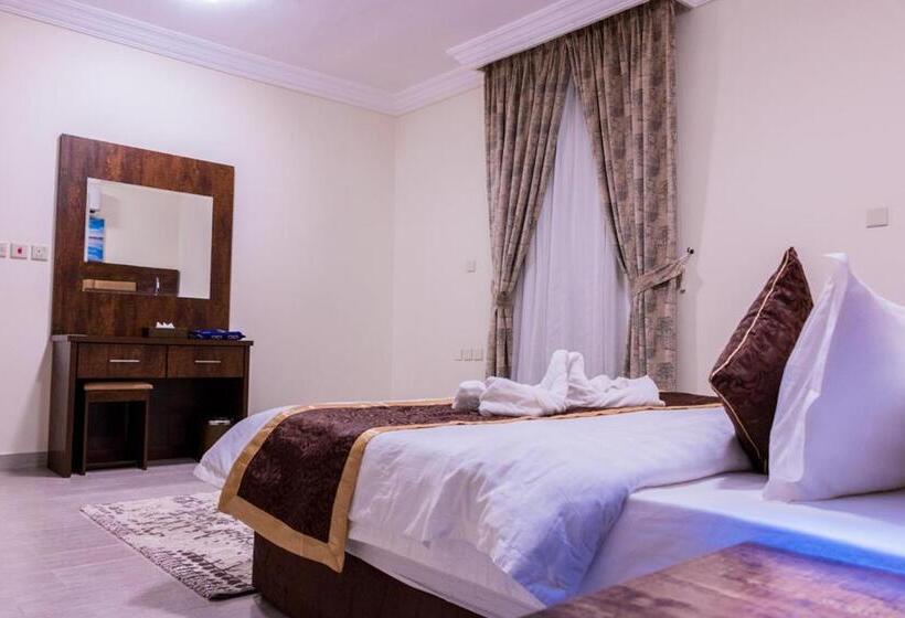 דירת שני חדרים, الايكة مانجروف