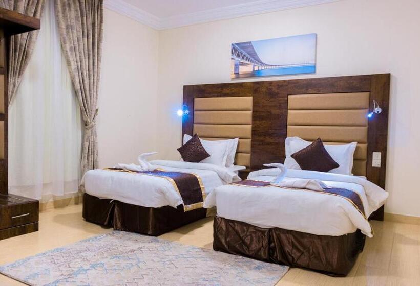 דירת שני חדרים, الايكة مانجروف