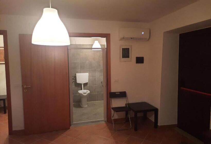 חדר סטנדרט, מיטת קינג, מותאם לאדם עם מוגבלויות, Podere La Starza