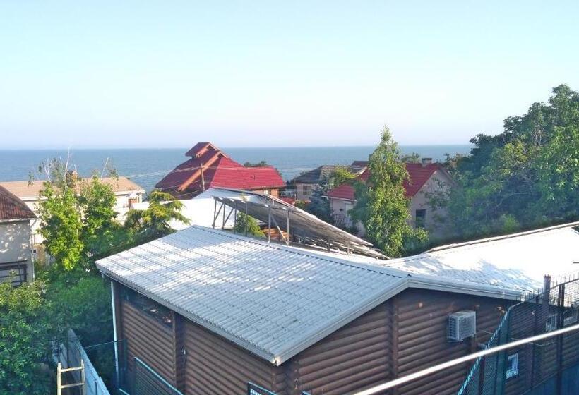 اتاق استاندارد با بالکن, уютный дом у моря