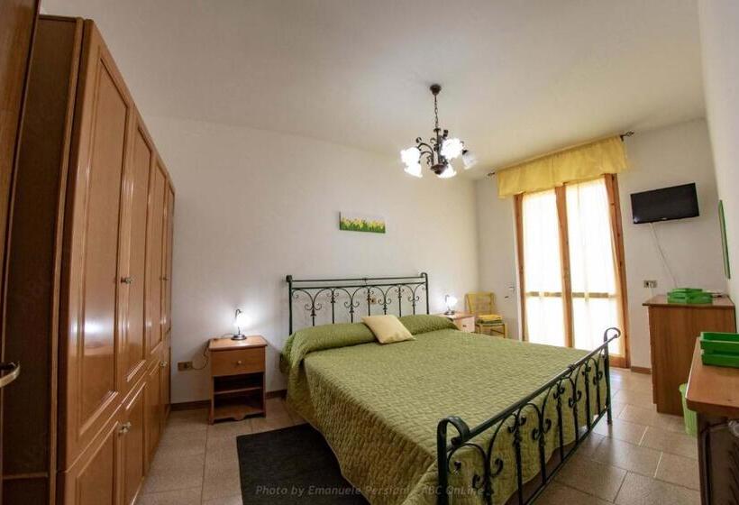 Standard room with outdoor bath, Casa Vacanze Nonna Angela