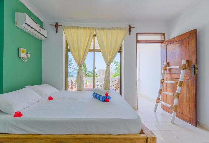 家庭间, Marea Boutique