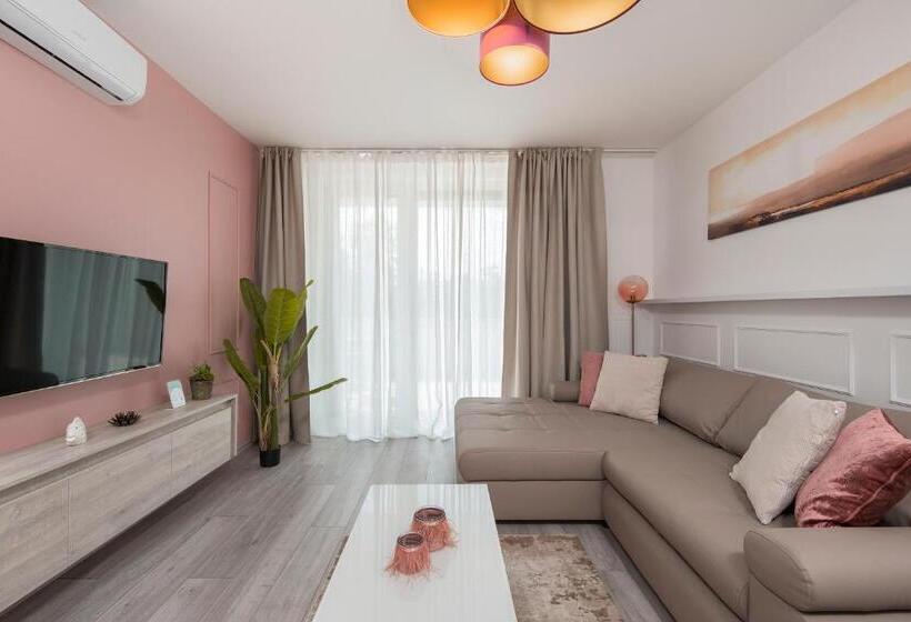 Апартаменты 1 Спальня, Sunset Resort Lakeside Apartment