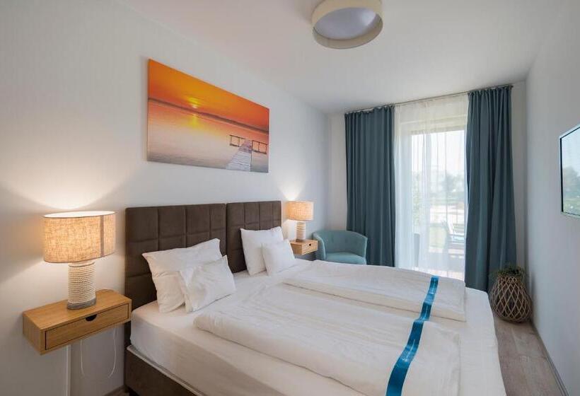 Апартаменты 1 Спальня Нижний Этаж, Sunset Resort   Lakeside Apartment