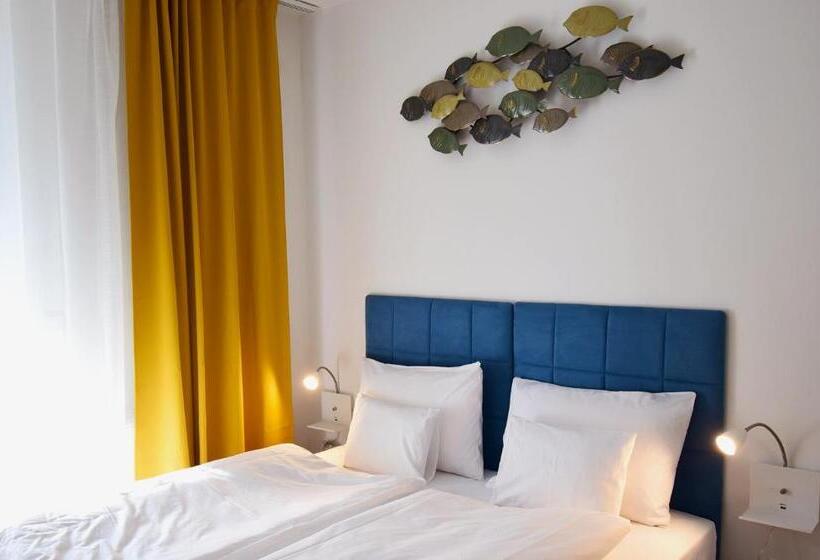 Апартаменты 2 Спальни, Sunset Resort Lakeside Apartment