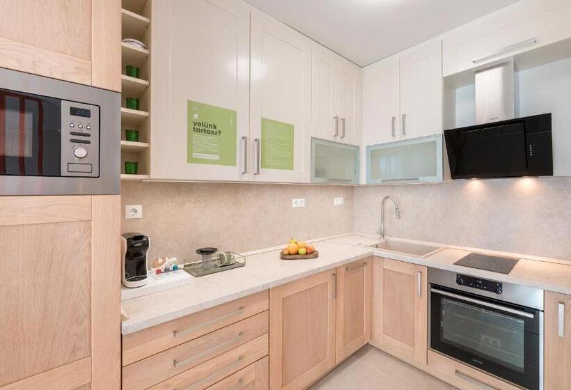 Студия Стандарт, Sunset Resort Lakeside Apartment