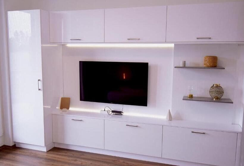 Апартаменты Deluxe 1 Спальня, Sunset Resort   Lakeside Apartment