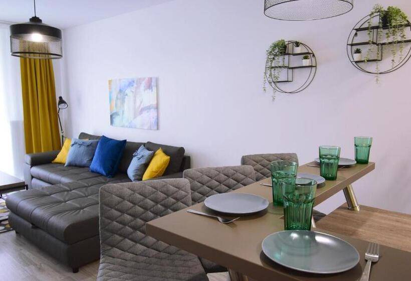 Апартаменты 1 Спальня с Террасой, Sunset Resort   Lakeside Apartment