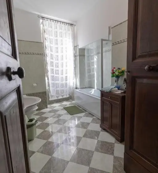 スタンダードルーム, Al Belvedere Apartment