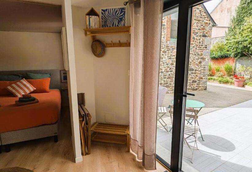 Delüks Oda, La Guesthouse   à Deux Pas Du Sentier Des Douaniers