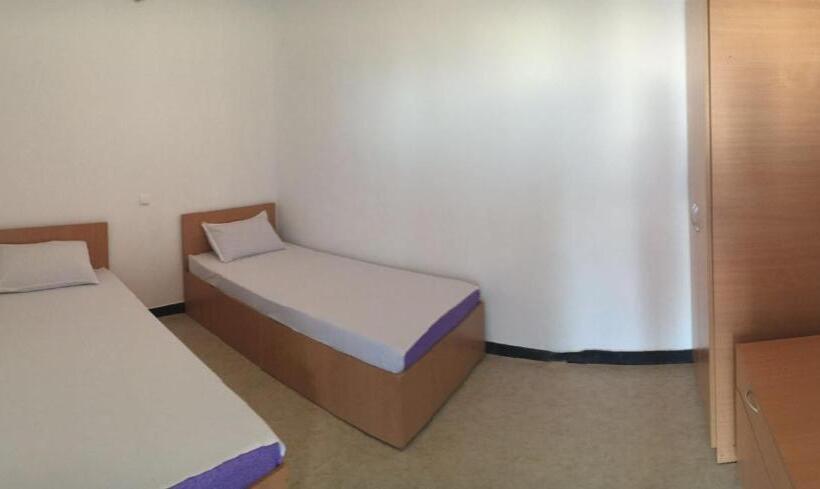 Habitació Economy Bany Compartit, Hostel Cazino Sud