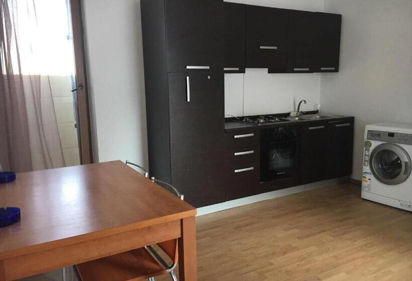 Suite Familiar, Hostel Cazino Sud