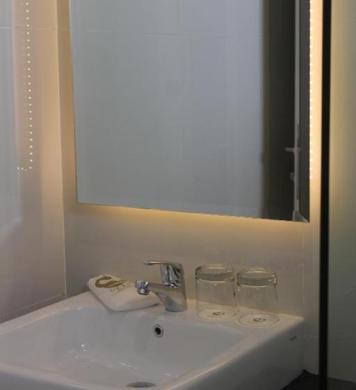 スーペリアールーム, Gets