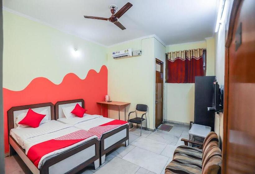 Klassiskt Trippelrum, O Rishabh Guest House