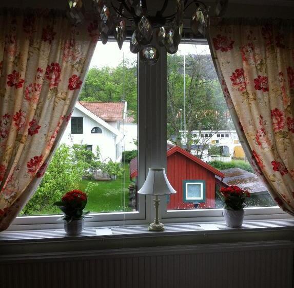 Трехместный Номер Стандарт Совместная Ванная, Nösund Bed & Breakfast