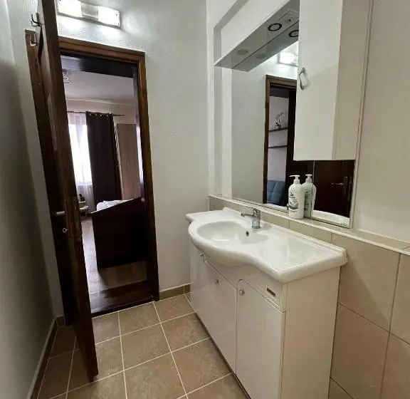 Chambre Standard Individuelle, Dortin