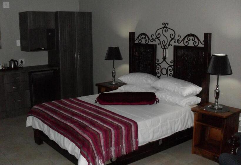 غرفة قياسية مطلّة علي حمام السباحة, Pheasant S Rest