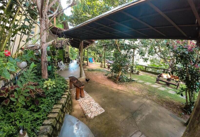 דירת חדר, Saíra Recanto De Serra