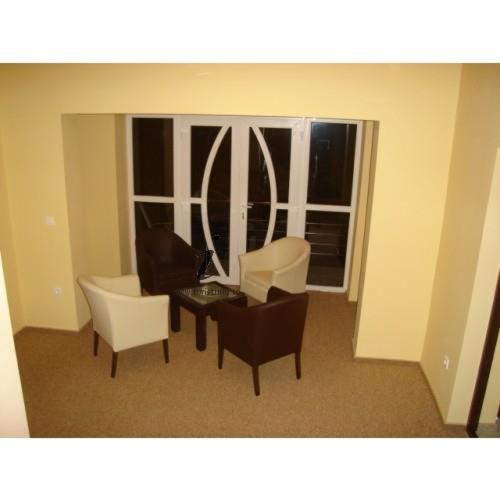 خانه 1 خوابه, Pensiunea Diana