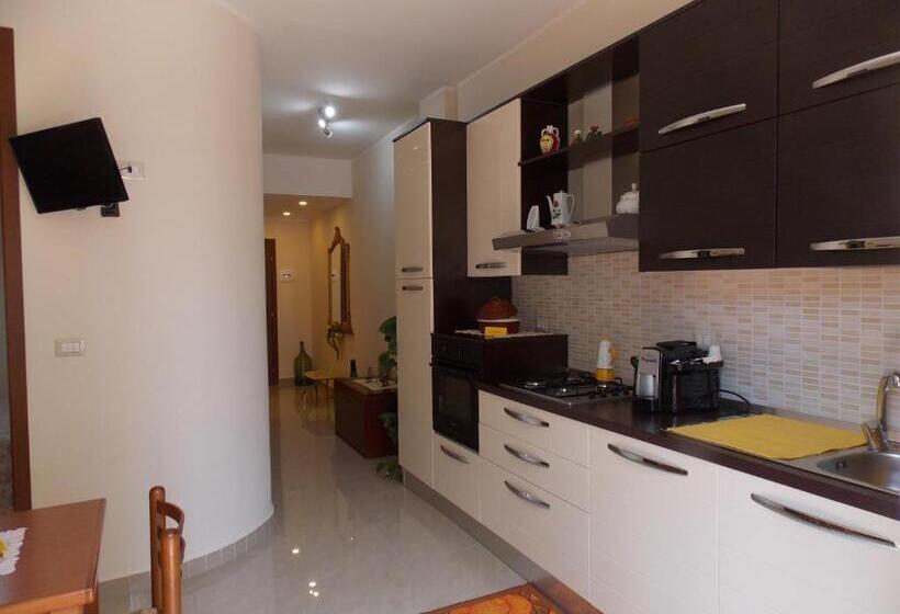 آپارتمان 1 خوابه, B&b Mariafrancesca