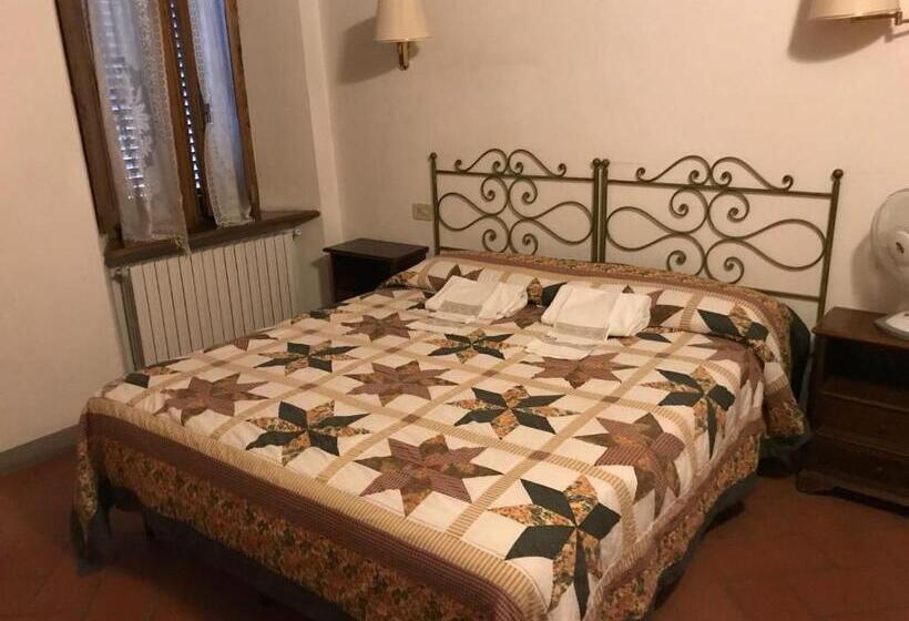 스탠다드 룸, Locanda Il Pino