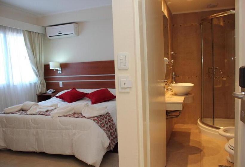 اتاق استاندارد, Identidad