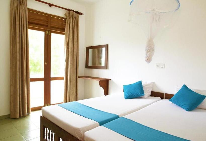 스탠다드 룸, Beach Inns Holiday Resort