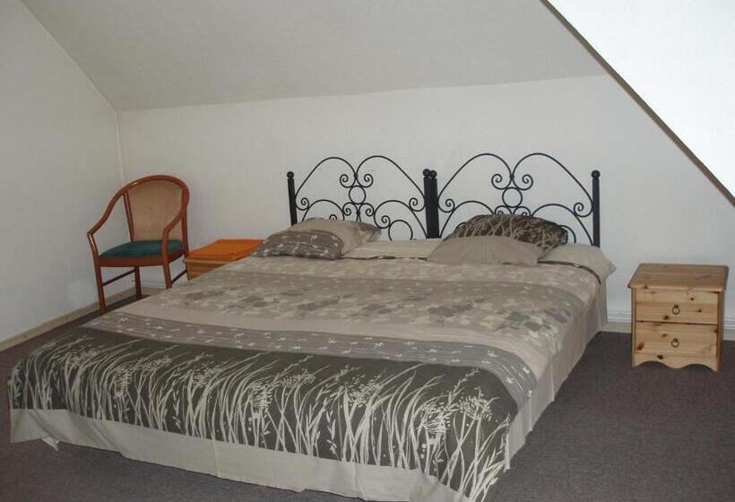 اتاق استاندارد, Guest House Lauvaskalni