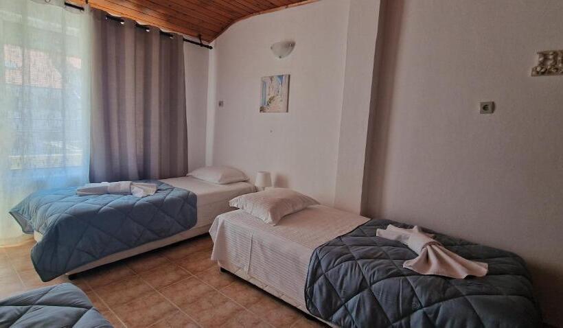 חדר סטנדרט לשלושה, Guest House Maggy